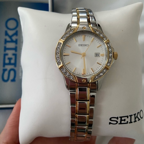Suelo Women’s two-tone crystal accent watch